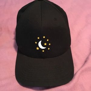 hat with moon and stars